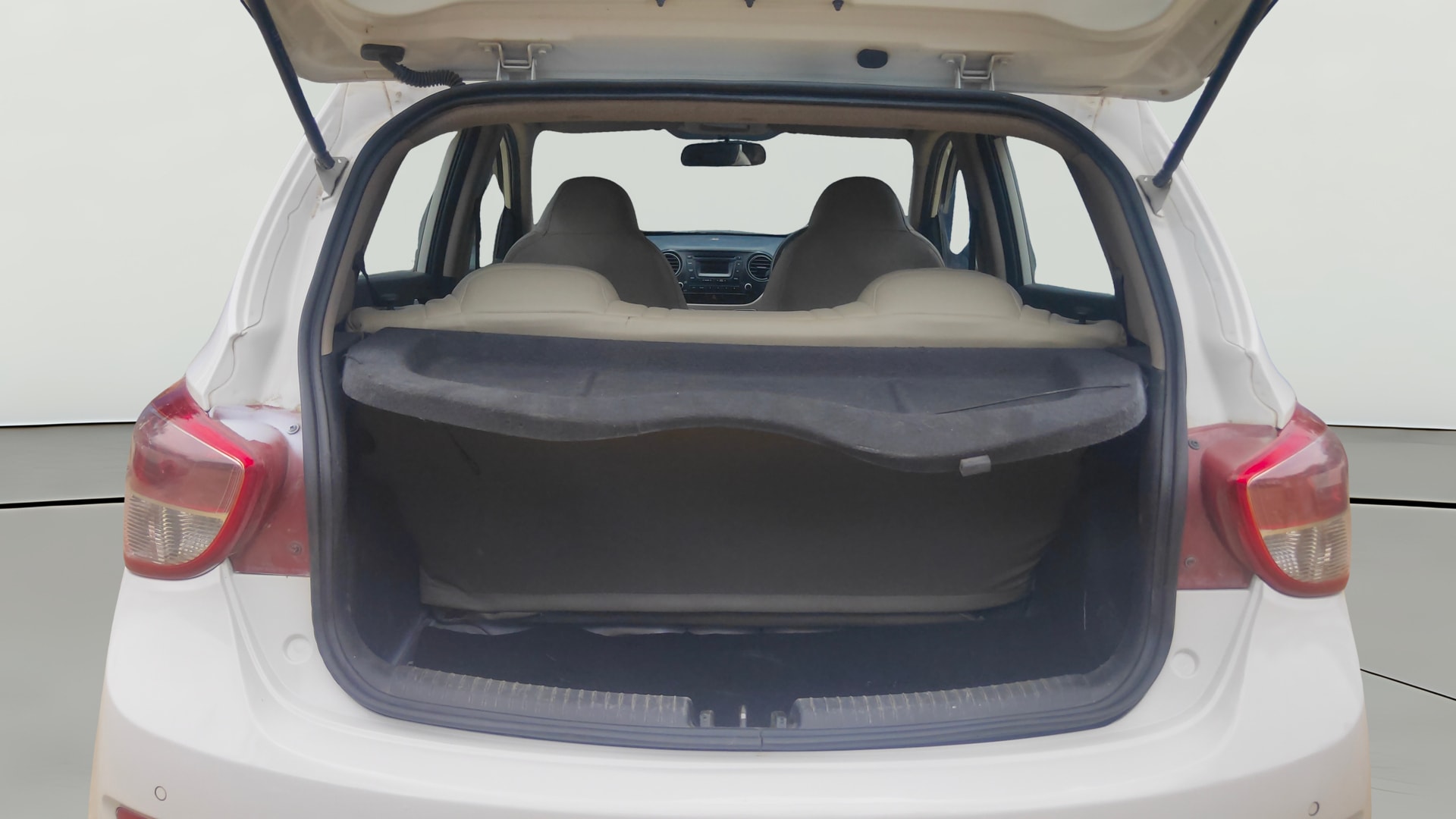 Used 2014 Hyundai Grand i10 Used 2014 Hyundai Grand i10