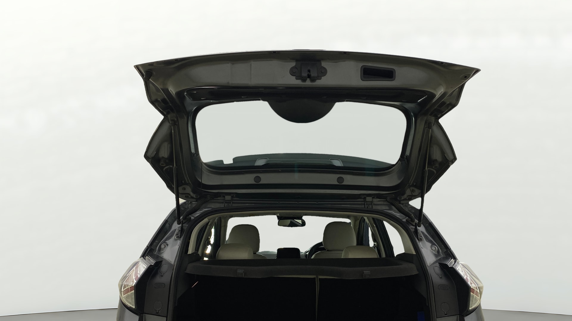 View 2022 Tata Nexon Revotorq XZA Plus AMT Image 32 Used 2022 Tata Nexon Revotorq XZA Plus AMT Image 32