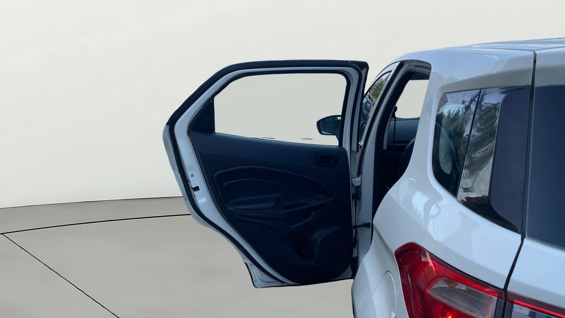 View 2020 Ford EcoSport 1.5 TDCi Diesel Ambiente BS IV Image 22 Used 2020 Ford EcoSport 1.5 TDCi Diesel Ambiente BS IV Image 22