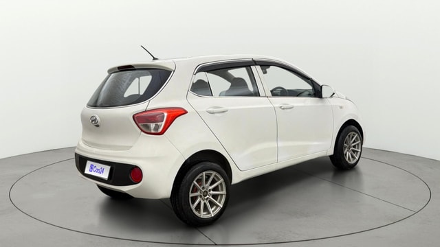 View Hyundai Grand i10 Image 42 Used Hyundai Grand i10 Image 42