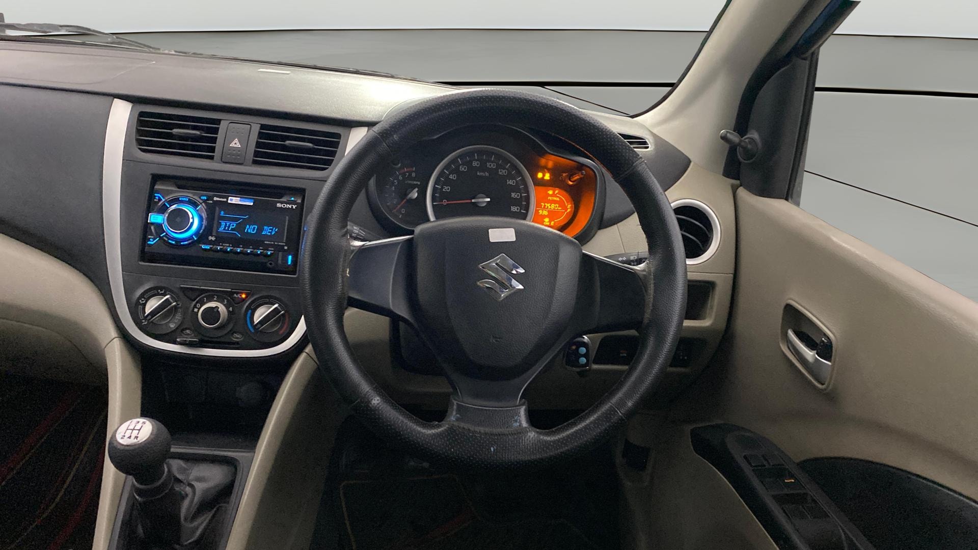 View 2016 Maruti Suzuki 1000 Base Variant Image 20 Used 2016 Maruti Suzuki 1000 Base Variant Image 20