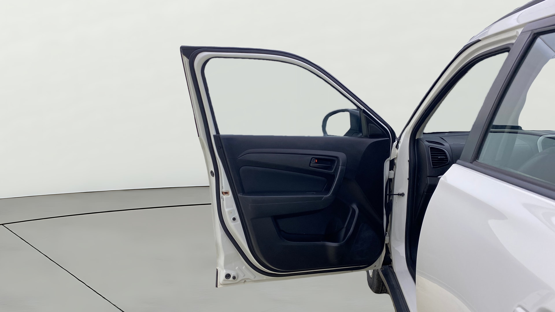View 2022 Maruti Suzuki 1000 Base Variant Image 30 Used 2022 Maruti Suzuki 1000 Base Variant Image 30