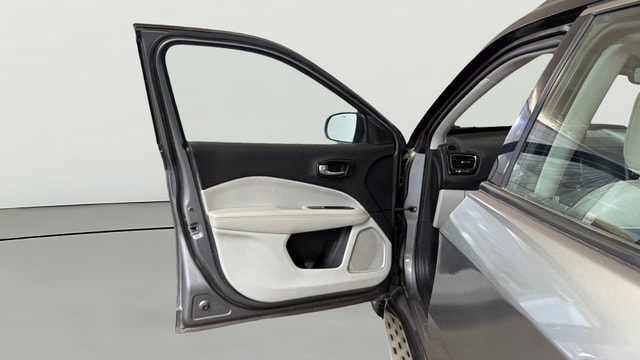 View Jeep Compass Image 32 Used Jeep Compass Image 32