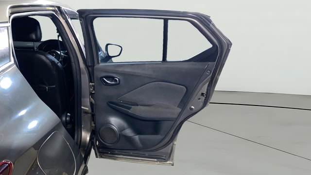 View Nissan Kicks Image 7 Used Nissan Kicks Image 7