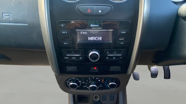 View Renault Duster Image 17 Used Renault Duster Image 17