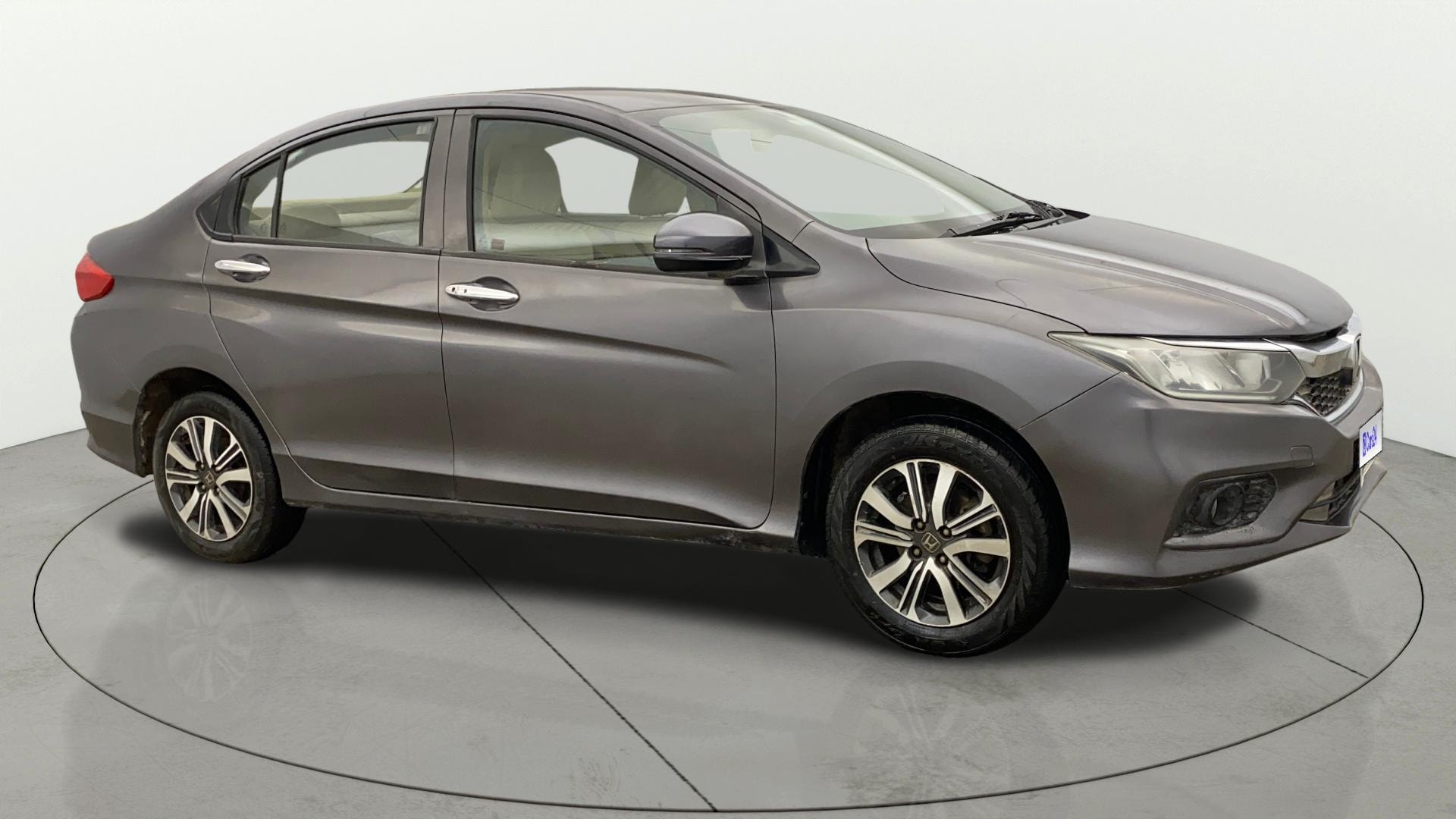 View 2019 Honda City ZX MT Diesel Anniversary Edition Image 14 Used 2019 Honda City ZX MT Diesel Anniversary Edition Image 14
