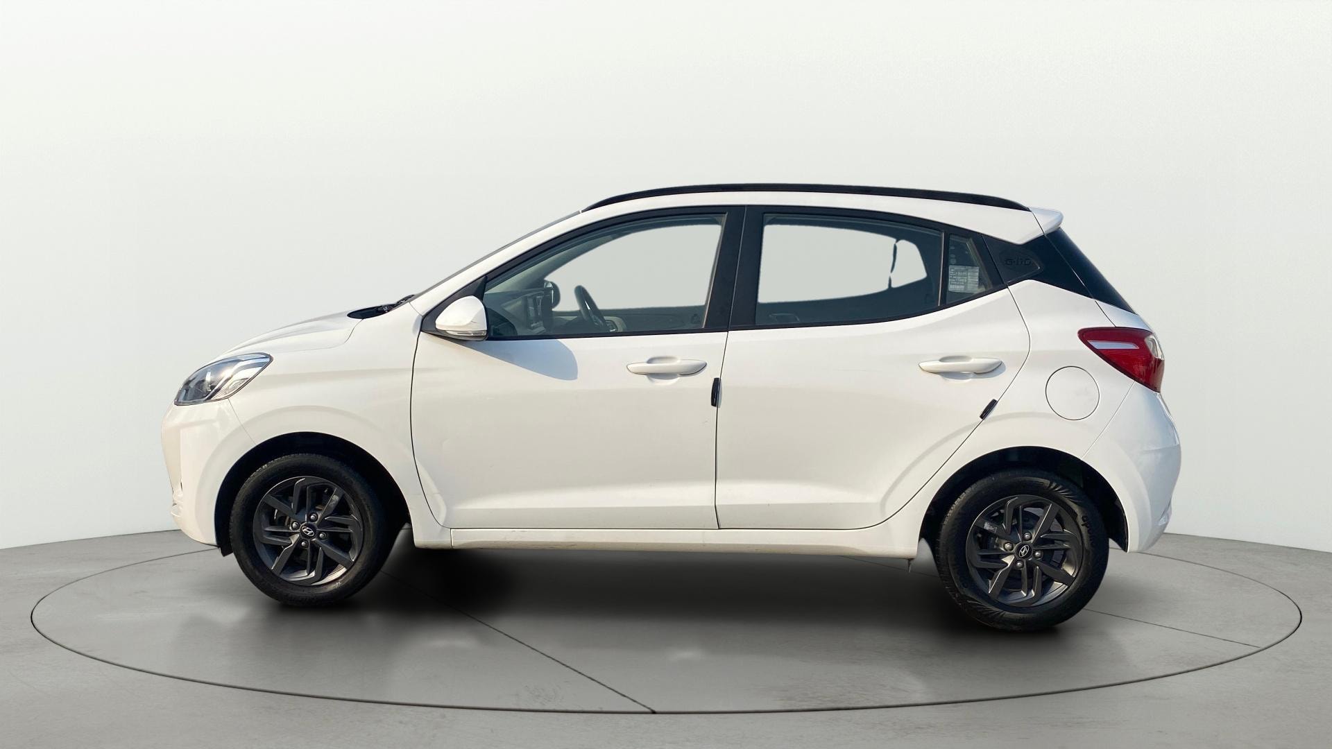 View 2021 Hyundai Grand i10 Nios Sportz Petrol AMT Image 5 Used 2021 Hyundai Grand i10 Nios Sportz Petrol AMT Image 5
