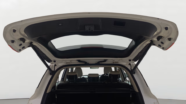 View MG Hector Image 32 Used MG Hector Image 32