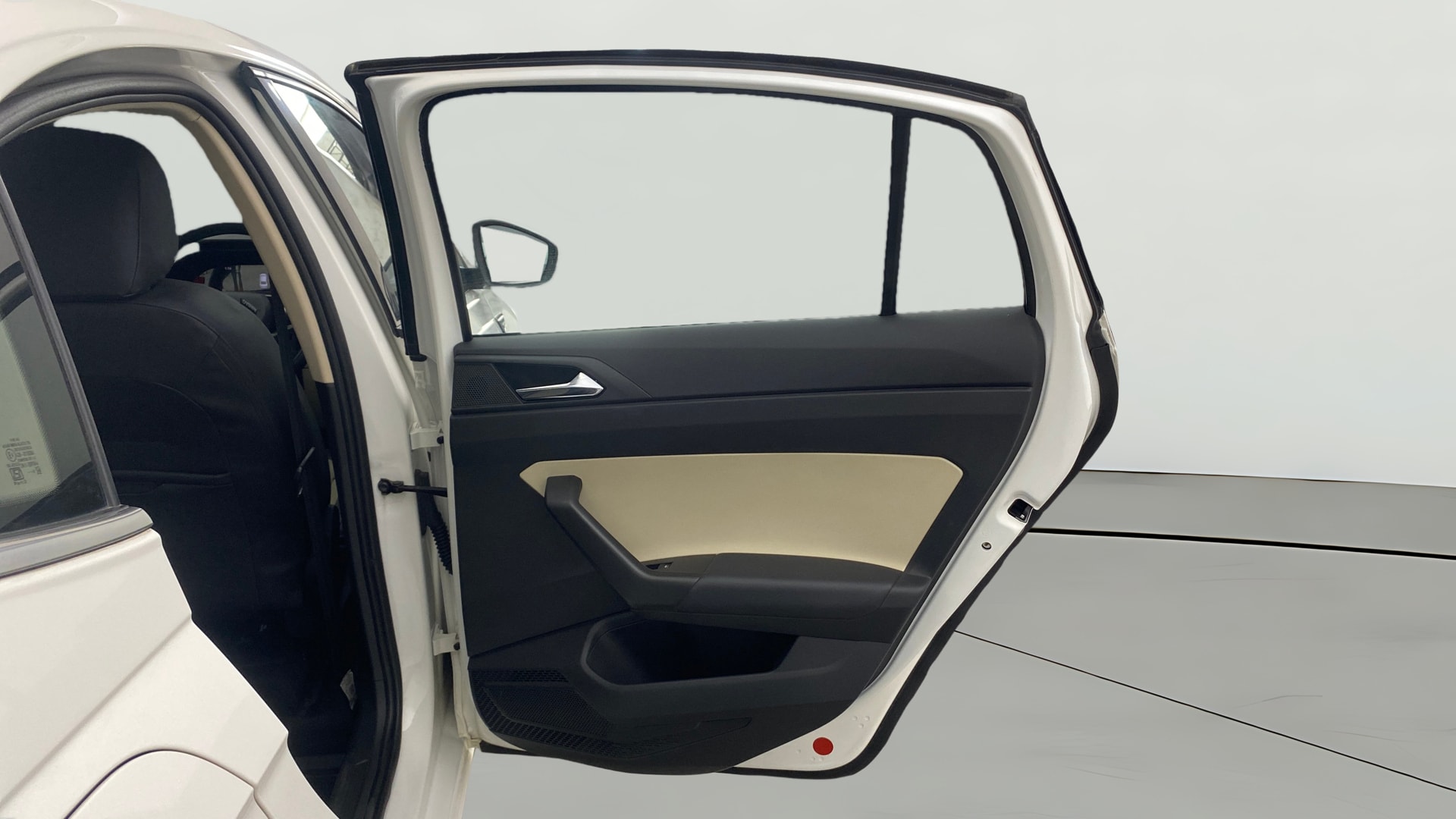 View 2022 Skoda Slavia Style 1.0 TSI AT Image 7 Used 2022 Skoda Slavia Style 1.0 TSI AT Image 7