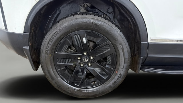 View Tata Harrier Image 25 Used Tata Harrier Image 25