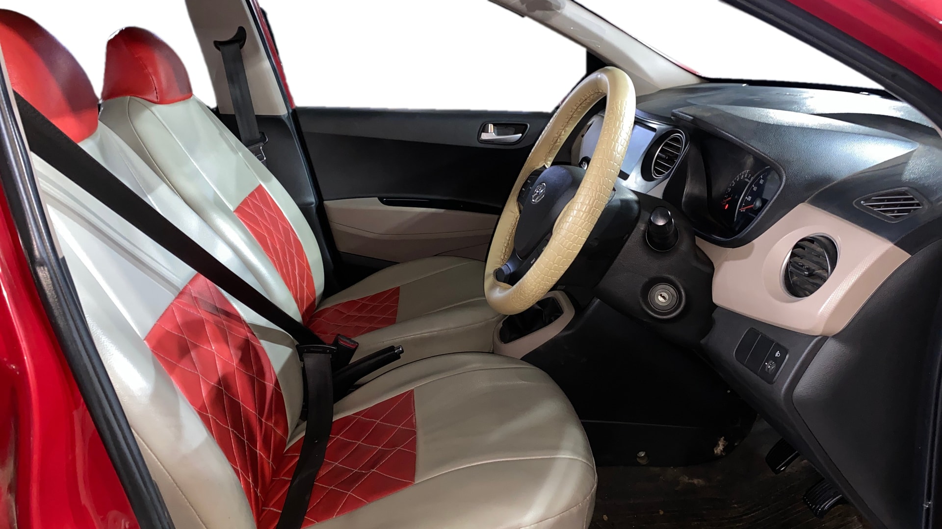 View 2018 Hyundai Grand i10 Sportz 1.2 Kappa Image 26 Used 2018 Hyundai Grand i10 Sportz 1.2 Kappa Image 26