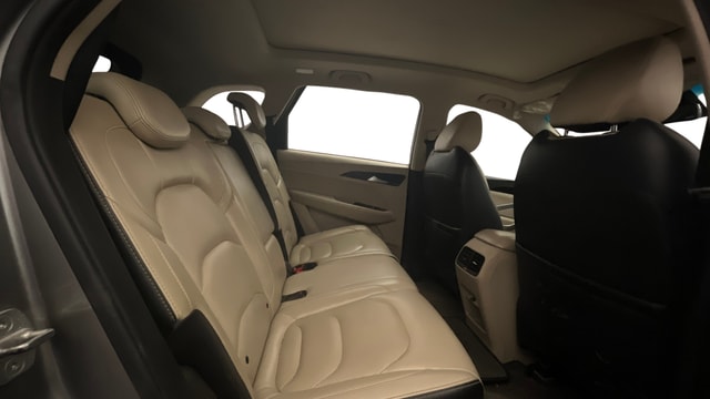 View MG Hector Image 37 Used MG Hector Image 37