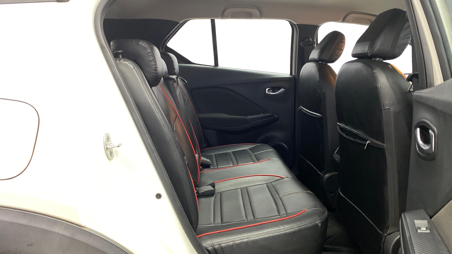 Used 2020 Nissan Kicks Used 2020 Nissan Kicks