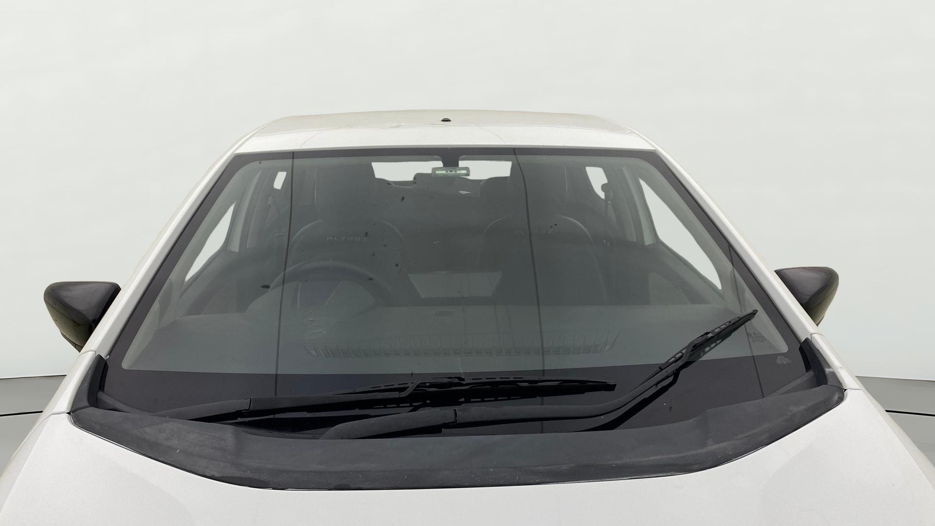 View 2021 Tata Altroz XE Petrol Image 29 Used 2021 Tata Altroz XE Petrol Image 29