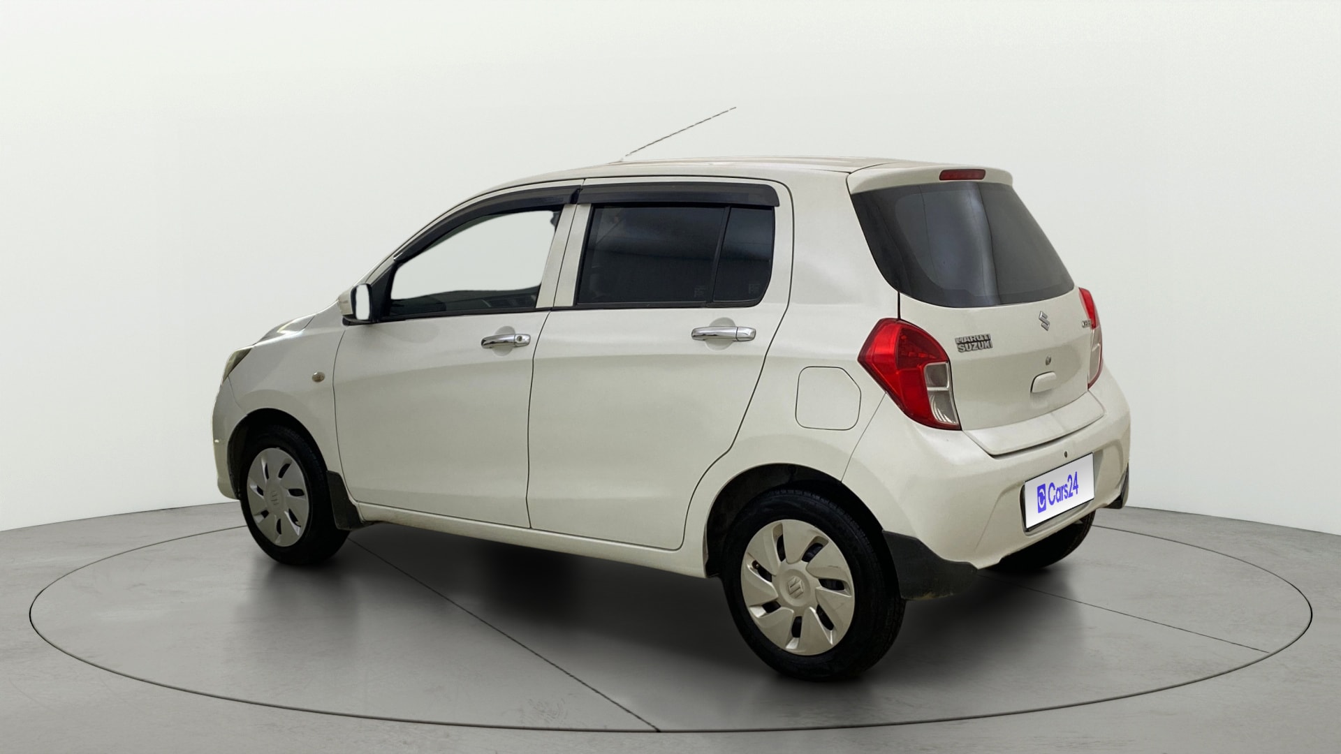 View 2020 Maruti Suzuki 1000 Base Variant Image 2 Used 2020 Maruti Suzuki 1000 Base Variant Image 2