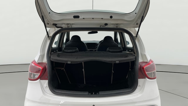 View Hyundai Grand i10 Image 40 Used Hyundai Grand i10 Image 40