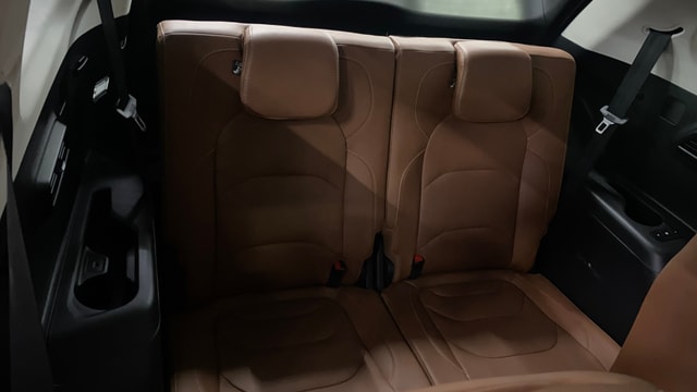 View MG Hector Plus Image 10 Used MG Hector Plus Image 10