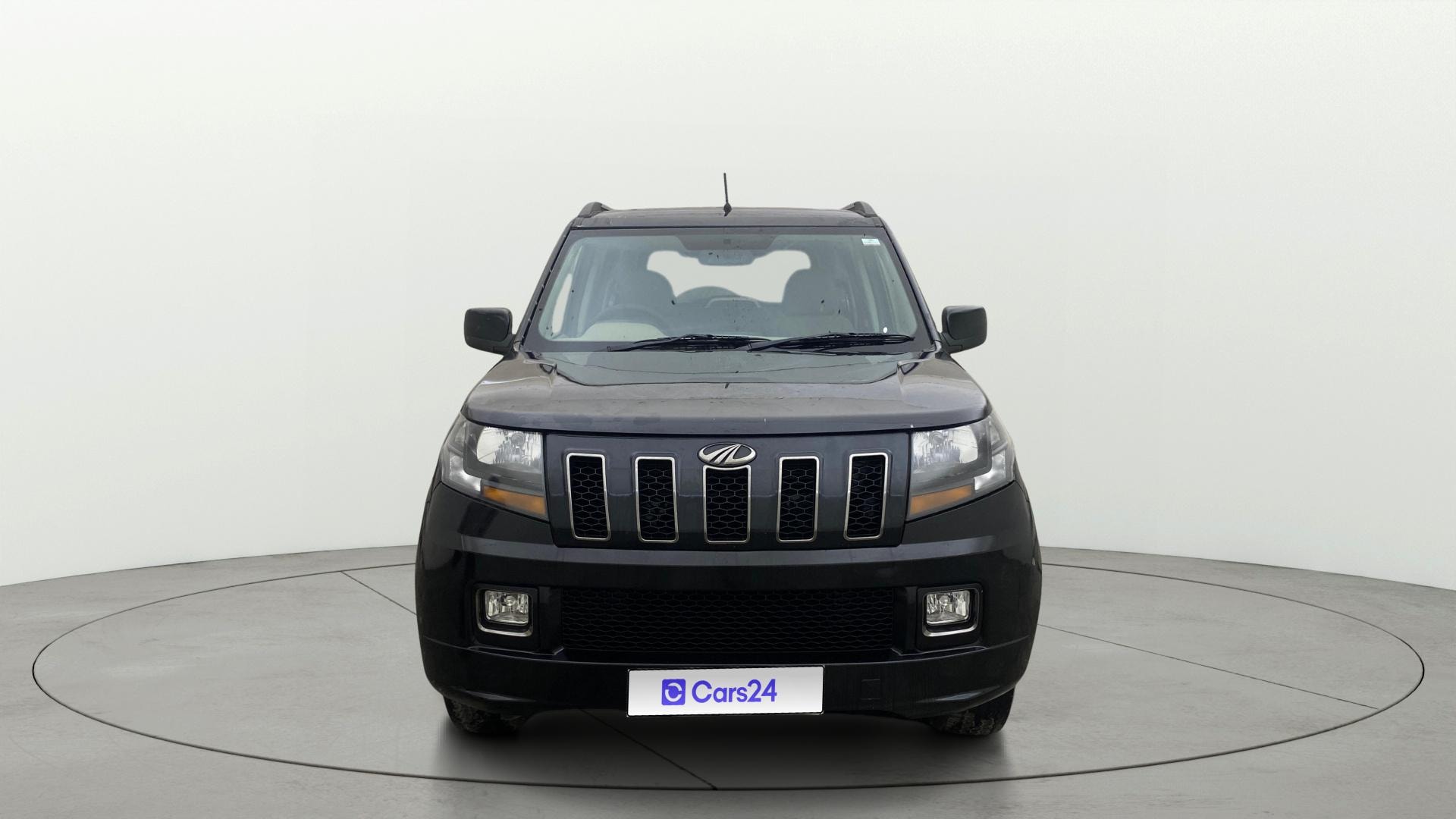 Used 2018 Mahindra TUV300 Used 2018 Mahindra TUV300