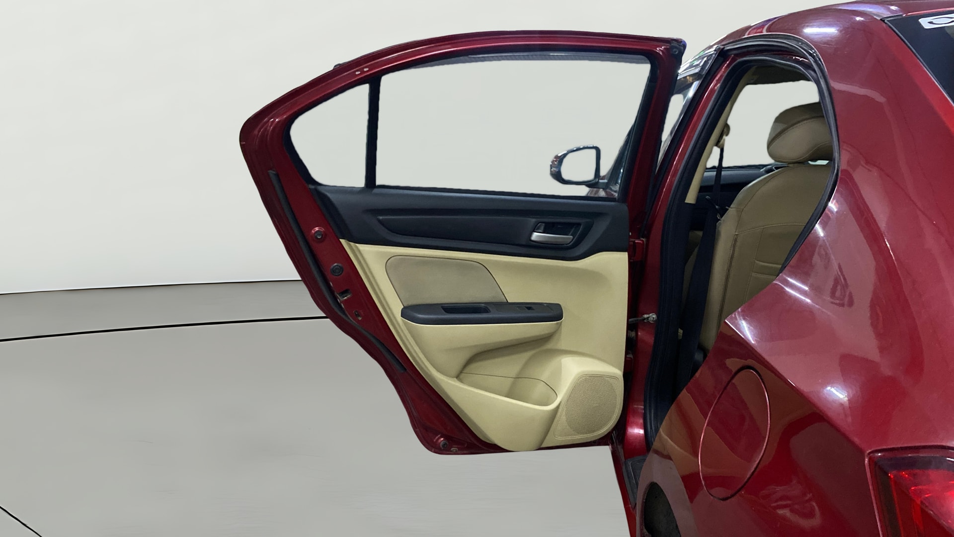 View 2018 Honda Amaze E MT Petrol BS IV Image 14 Used 2018 Honda Amaze E MT Petrol BS IV Image 14