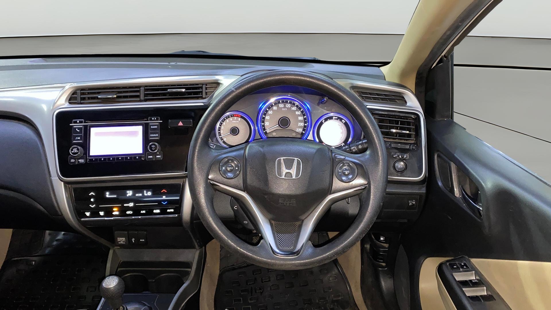 View 2016 Honda City ZX MT Diesel Anniversary Edition Image 21 Used 2016 Honda City ZX MT Diesel Anniversary Edition Image 21