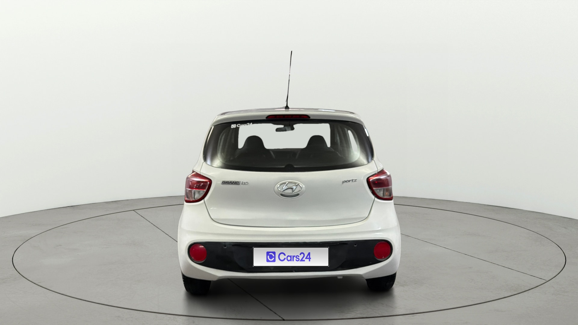 Used 2018 Hyundai Grand i10 Used 2018 Hyundai Grand i10