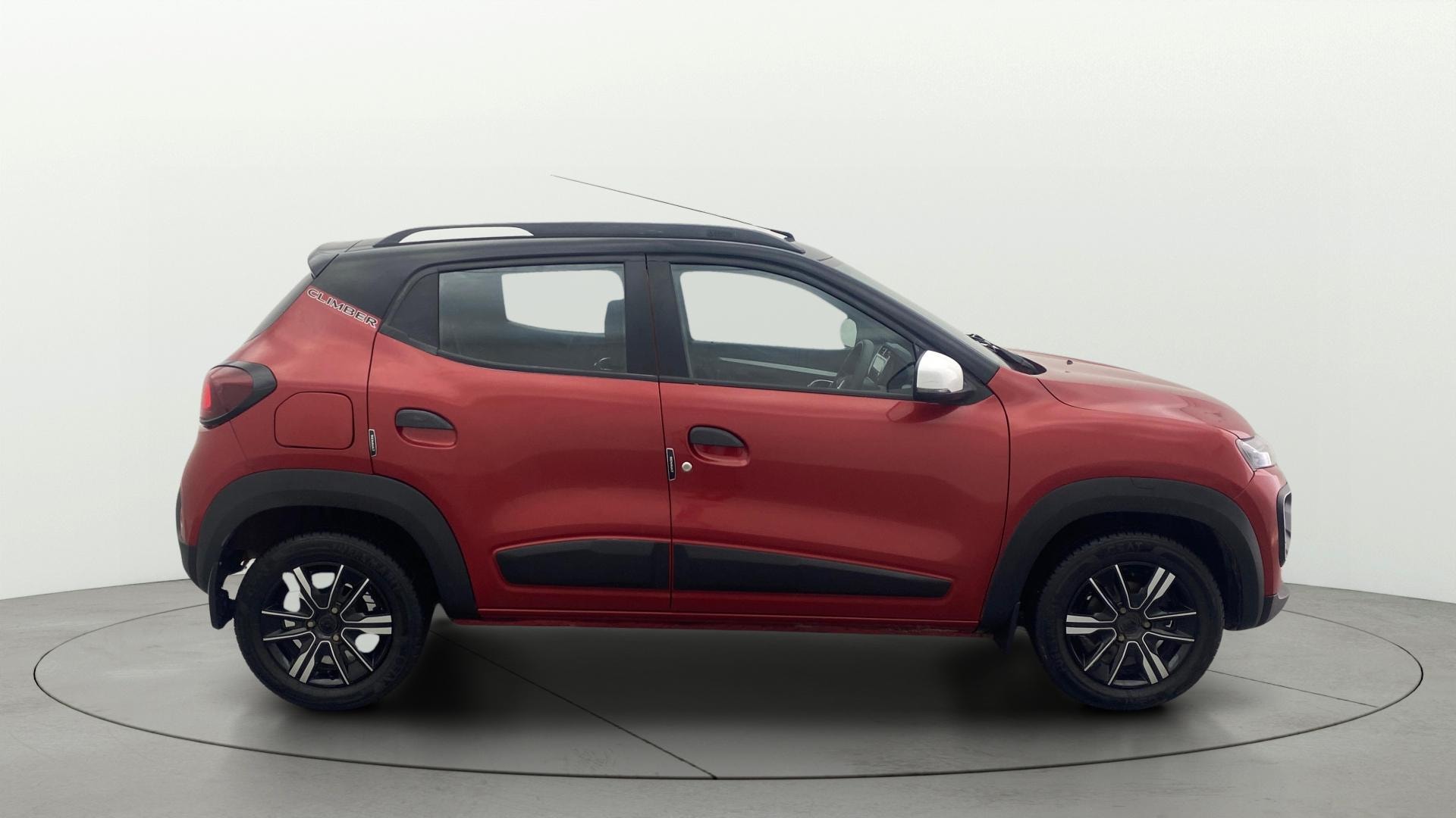 View 2024 Renault Kwid Climber AMT DualTone Image 8 Used 2024 Renault Kwid Climber AMT DualTone Image 8