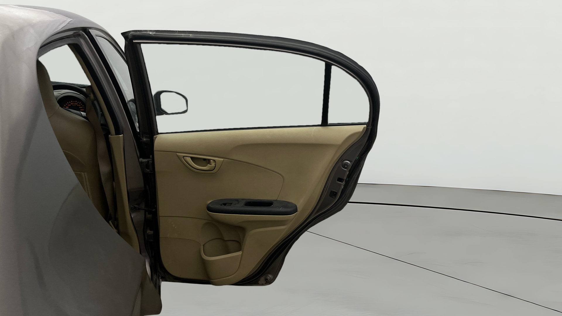 View 2014 Honda Amaze E MT Petrol BS IV Image 7 Used 2014 Honda Amaze E MT Petrol BS IV Image 7