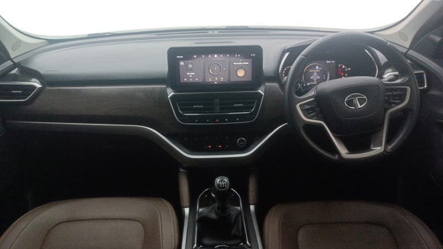 View Tata Harrier Image 16 Used Tata Harrier Image 16