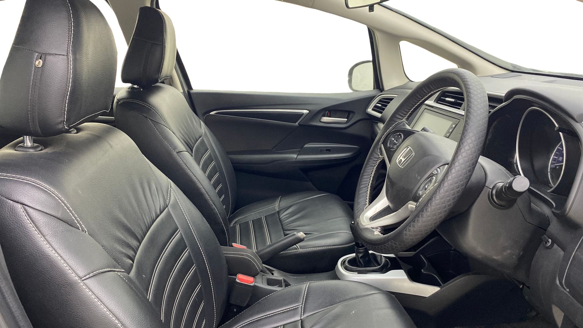 View 2022 Honda WR-V S MT Diesel Edge Edition Image 18 Used 2022 Honda WR-V S MT Diesel Edge Edition Image 18