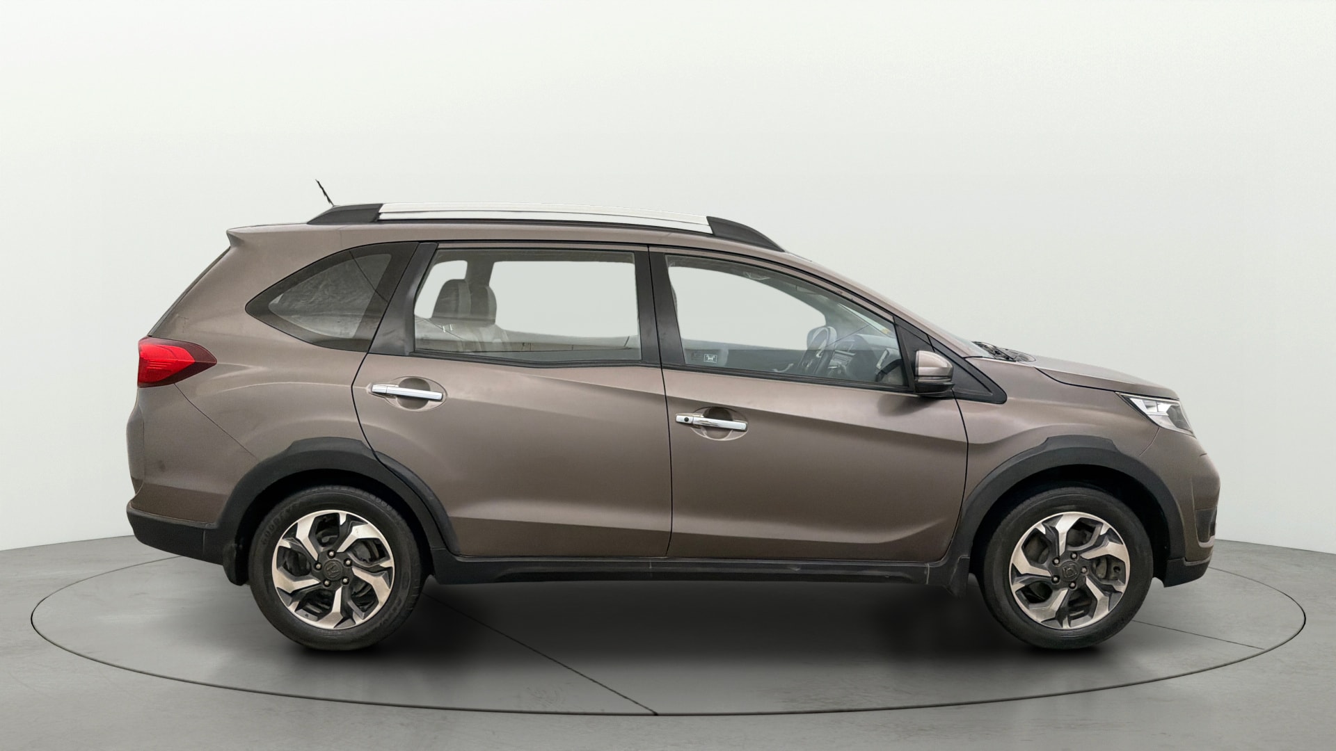 View 2017 Honda BR-V E Diesel Image 8 Used 2017 Honda BR-V E Diesel Image 8