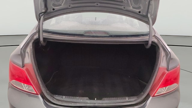 View Hyundai Verna Image 37 Used Hyundai Verna Image 37