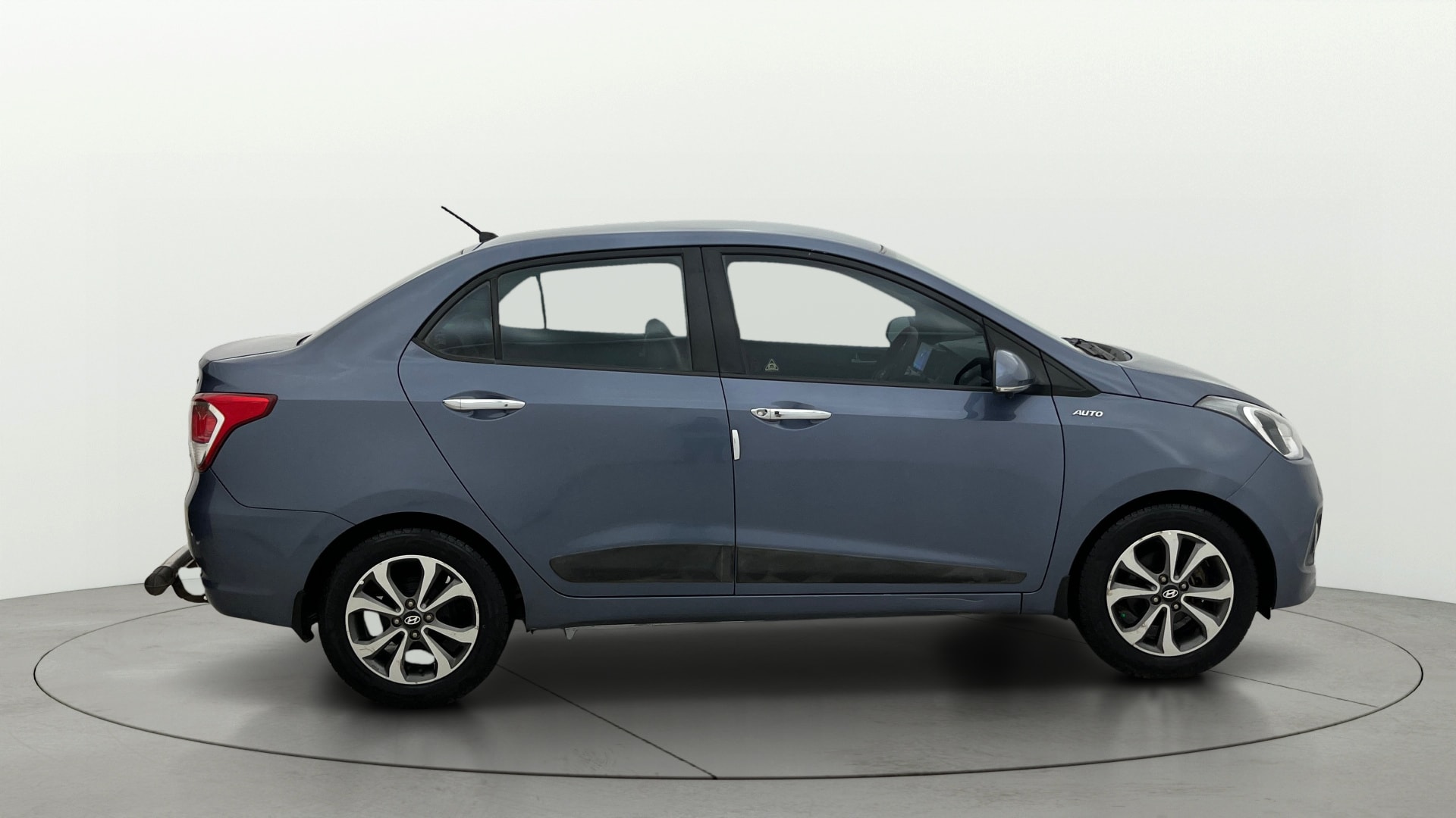 View 2014 Hyundai Xcent SX Petrol Image 9 Used 2014 Hyundai Xcent SX Petrol Image 9