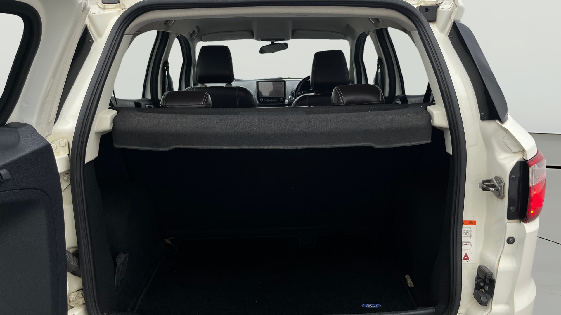View 2020 Ford EcoSport 1.5 TDCi Diesel Ambiente BS IV Image 41 Used 2020 Ford EcoSport 1.5 TDCi Diesel Ambiente BS IV Image 41