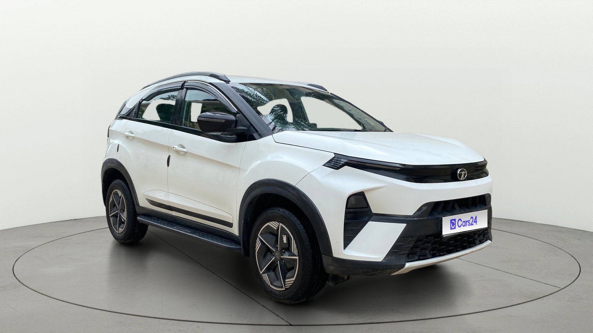 View 2024 Tata Nexon Revotron XE Image 22 Used 2024 Tata Nexon Revotron XE Image 22