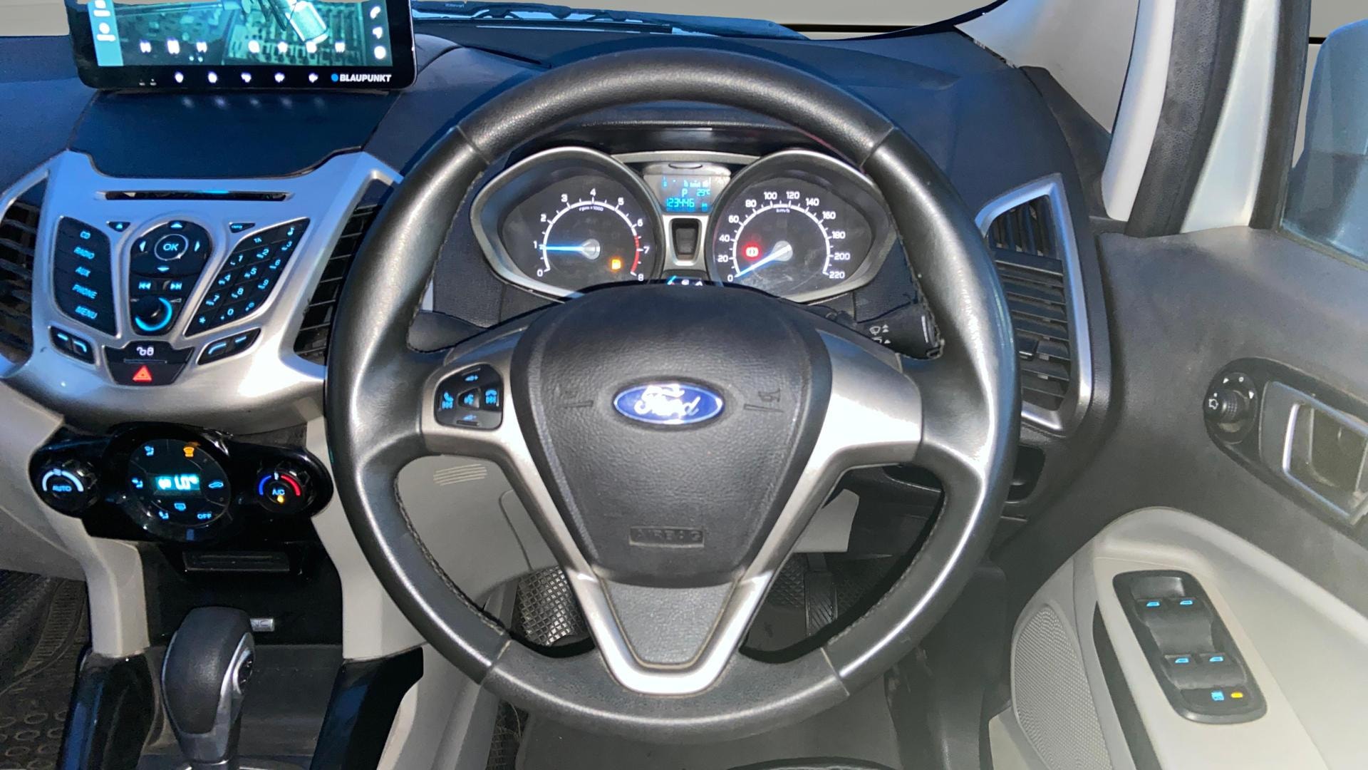 View 2015 Ford EcoSport 1.5 TDCi Diesel Ambiente BS IV Image 20 Used 2015 Ford EcoSport 1.5 TDCi Diesel Ambiente BS IV Image 20