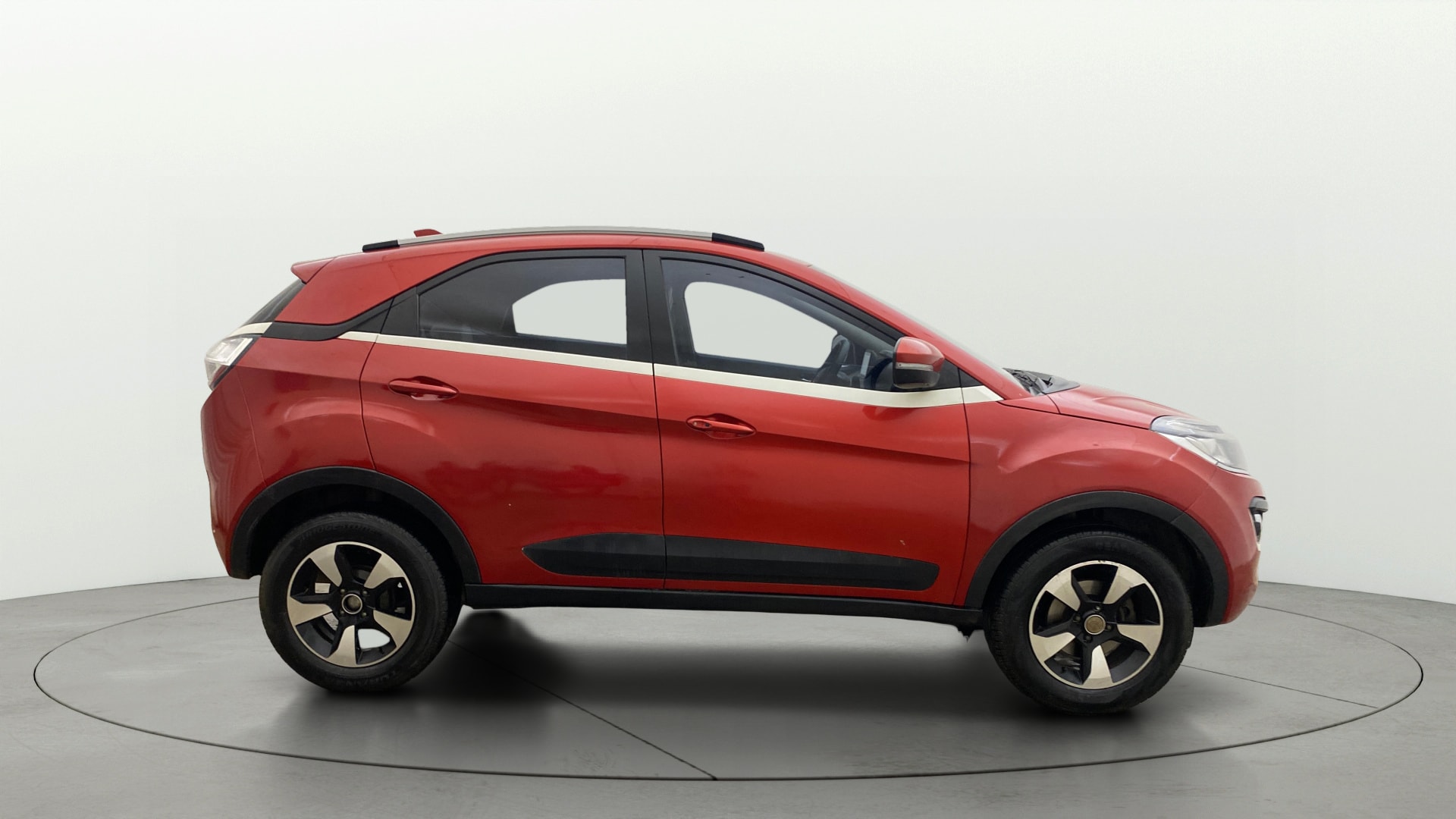 Used 2018 Tata Nexon Used 2018 Tata Nexon