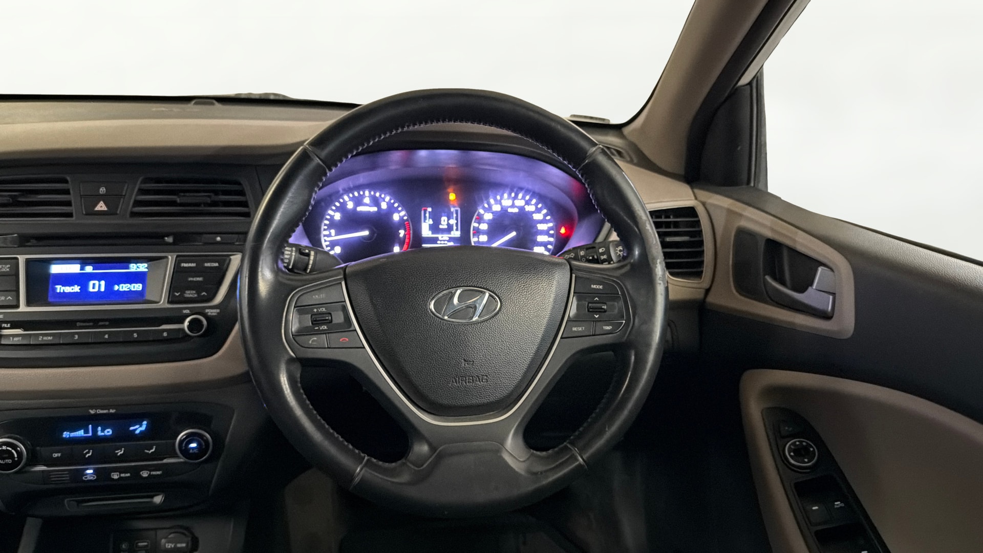 View 2014 Hyundai Elite i20 1.2 Sportz Option Petrol Image 20 Used 2014 Hyundai Elite i20 1.2 Sportz Option Petrol Image 20