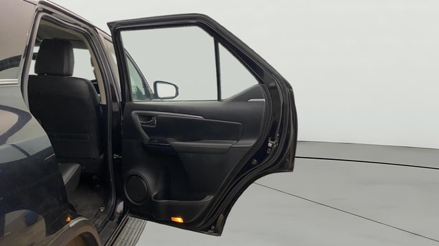 View Toyota Fortuner Image 8 Used Toyota Fortuner Image 8