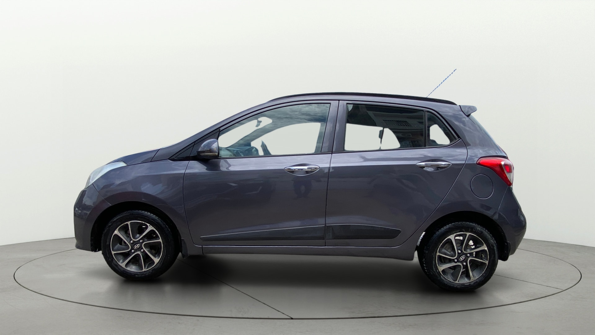 View 2017 Hyundai Grand i10 1.2 Asta Petrol Image 5 Used 2017 Hyundai Grand i10 1.2 Asta Petrol Image 5