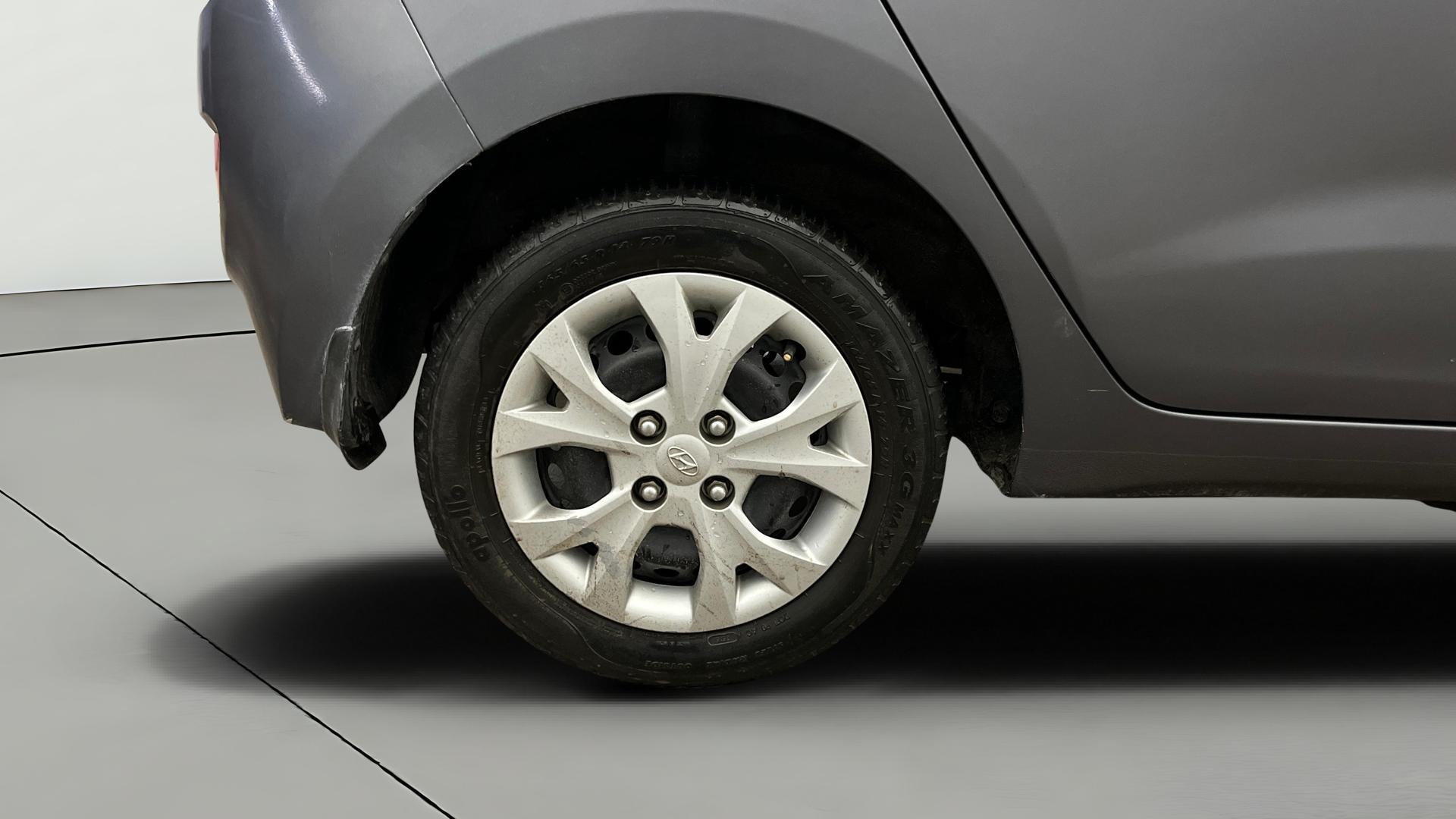 View 2015 Hyundai Grand i10 Magna 1.2 Kappa VTVT Image 31 Used 2015 Hyundai Grand i10 Magna 1.2 Kappa VTVT Image 31