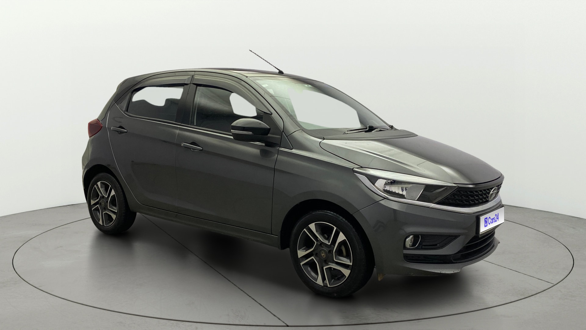 View 2021 Tata Tiago Revotorq XB Image 36 Used 2021 Tata Tiago Revotorq XB Image 36