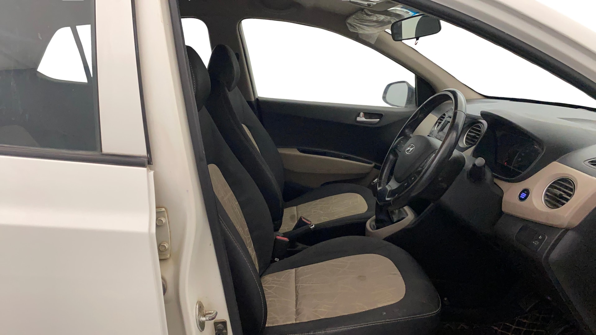 Used 2015 Hyundai Grand i10 Used 2015 Hyundai Grand i10