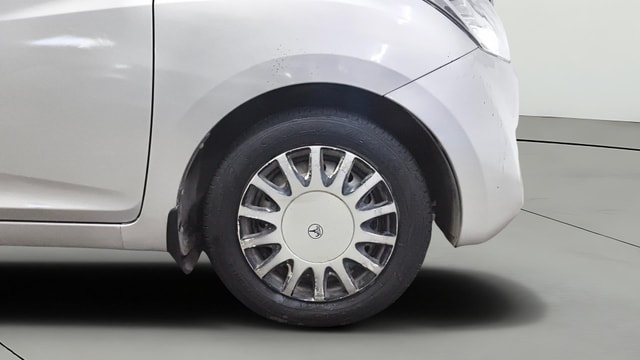 View Hyundai EON Image 39 Used Hyundai EON Image 39