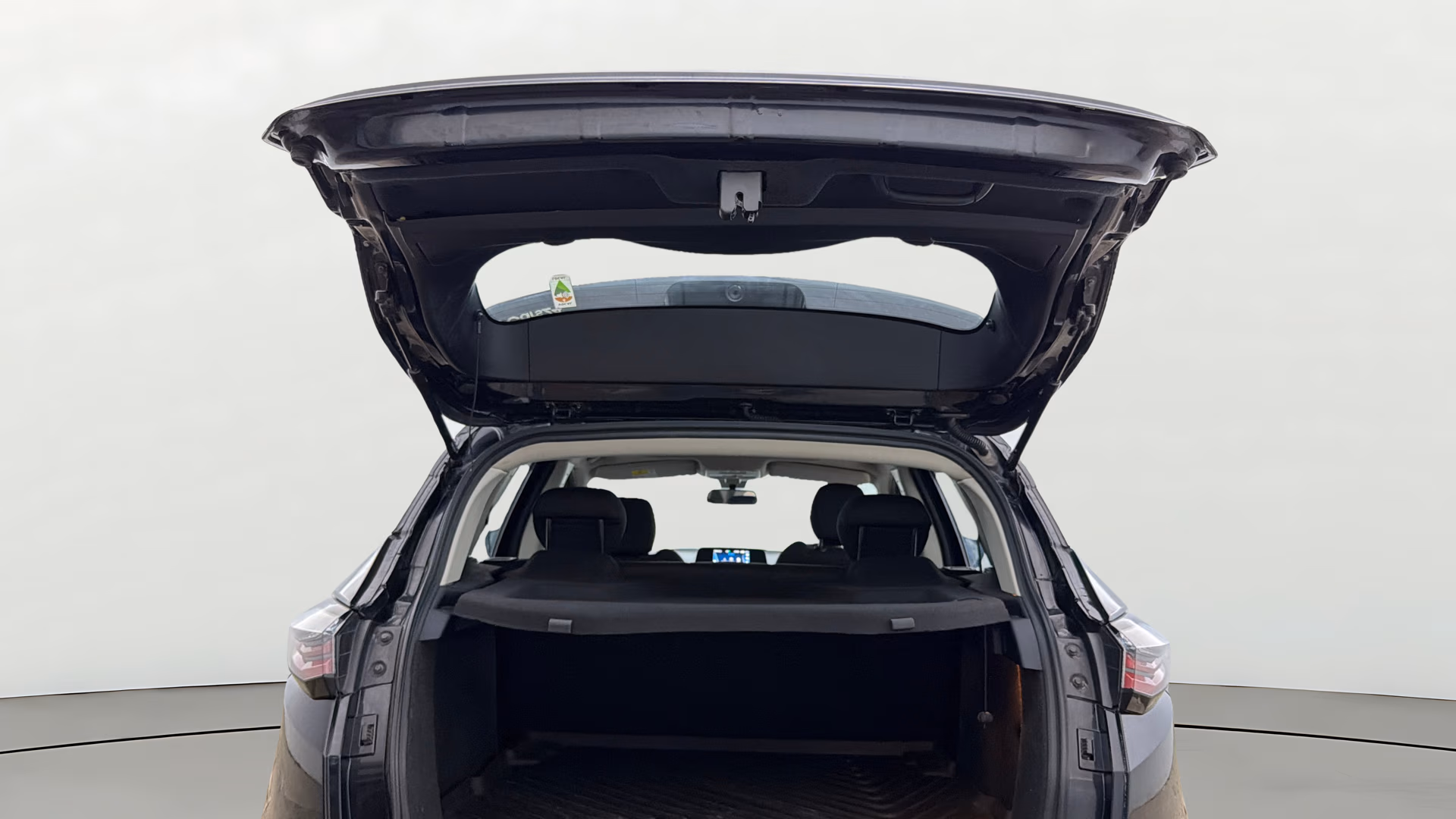 View 2022 Tata Harrier XE Image 17 Used 2022 Tata Harrier XE Image 17