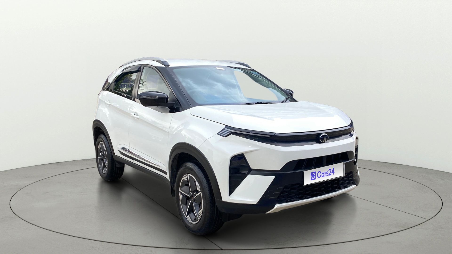 View 2024 Tata Nexon Revotron XE Image 24 Used 2024 Tata Nexon Revotron XE Image 24