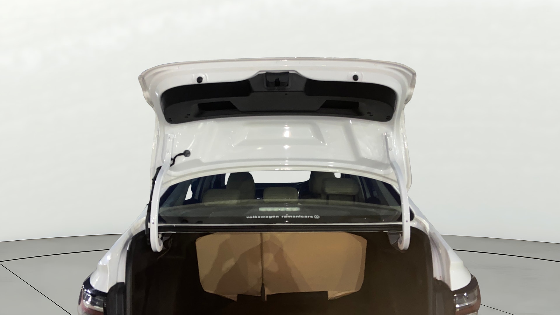 View 2023 Volkswagen Virtus Topline 1.0 TSI MT Image 17 Used 2023 Volkswagen Virtus Topline 1.0 TSI MT Image 17