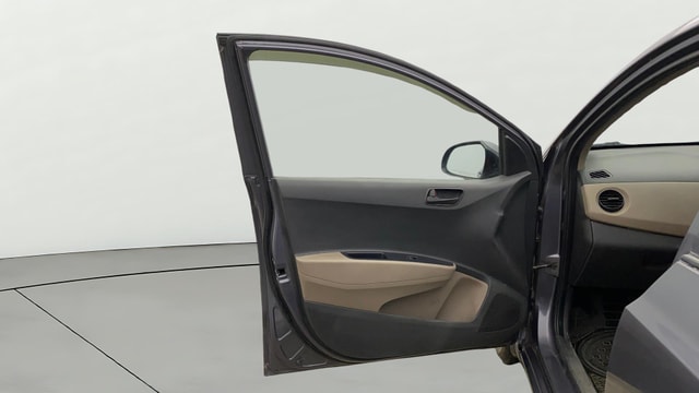 View Hyundai Grand i10 Image 30 Used Hyundai Grand i10 Image 30