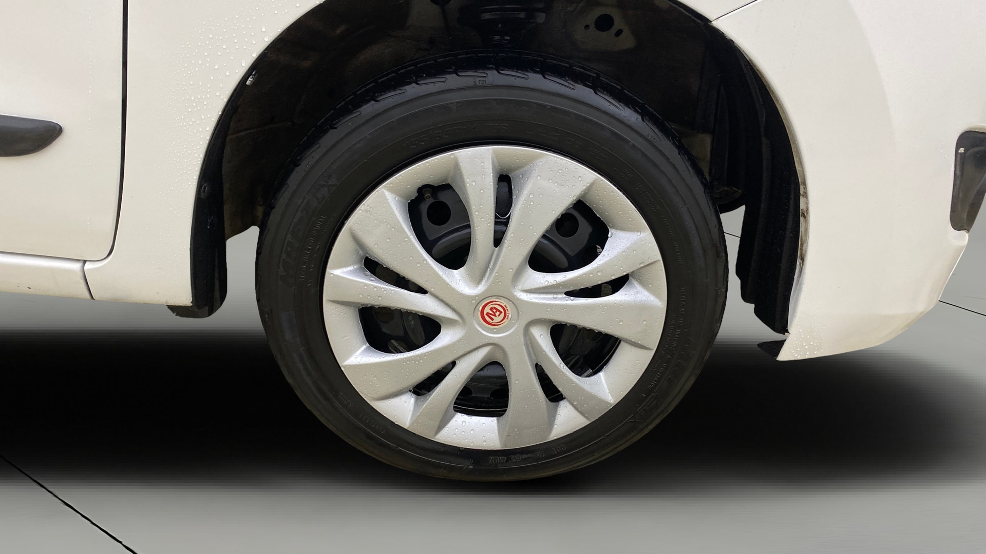 View 2015 Maruti Suzuki 1000 Base Variant Image 39 Used 2015 Maruti Suzuki 1000 Base Variant Image 39