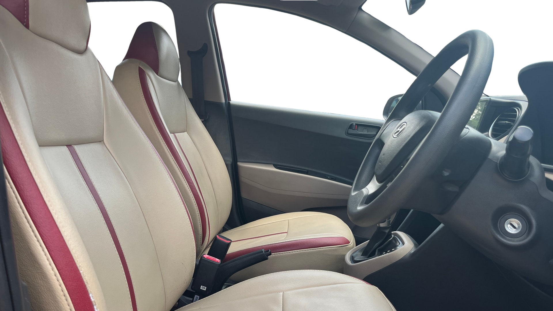 View 2016 Hyundai Grand i10 1.2 Magna Petrol AT Image 17 Used 2016 Hyundai Grand i10 1.2 Magna Petrol AT Image 17
