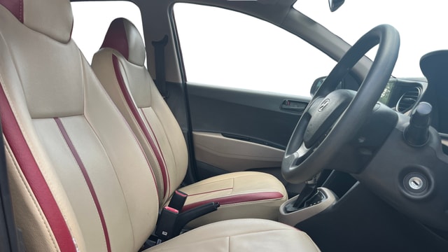 View Hyundai Grand i10 Image 17 Used Hyundai Grand i10 Image 17